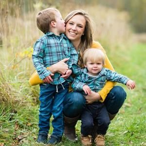 Meet your Posher, Elysa